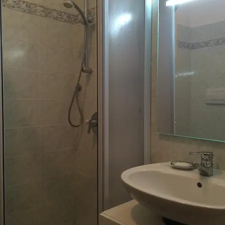 شقة Arco لاتيزي